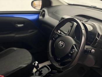 Used Toyota AYGO 2019 for sale - 76744195: Photo