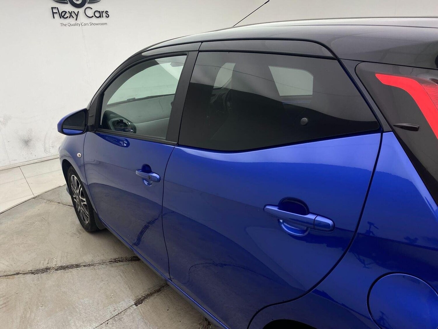 Used Toyota AYGO 2019 for sale - 76744195: Photo 52