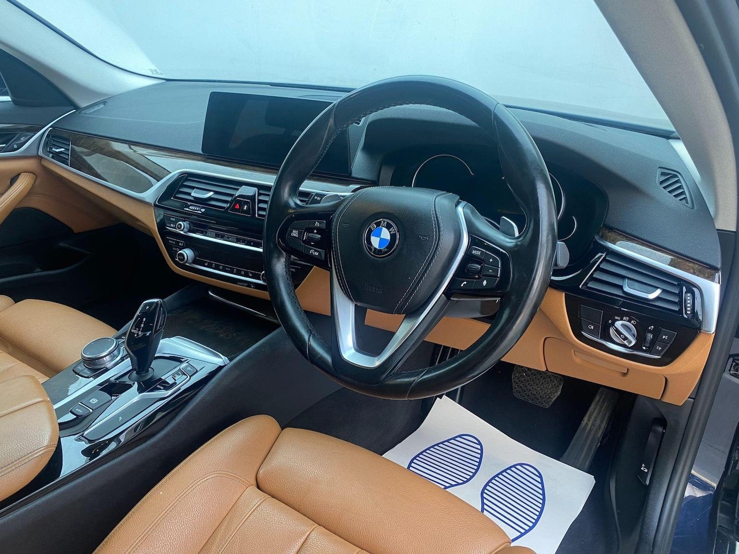 Used BMW 5 Series 2017 for sale - 76794532: Photo 2