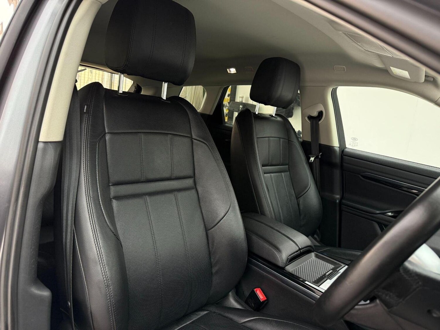 Used Land Rover Range Rover Evoque 2020 for sale - 76744248: Photo 38