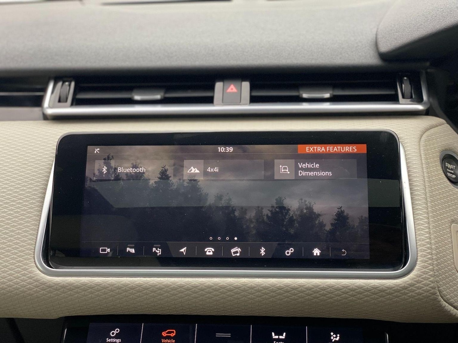 Used Land Rover Range Rover Velar 2020 for sale - 76794546: Photo 56