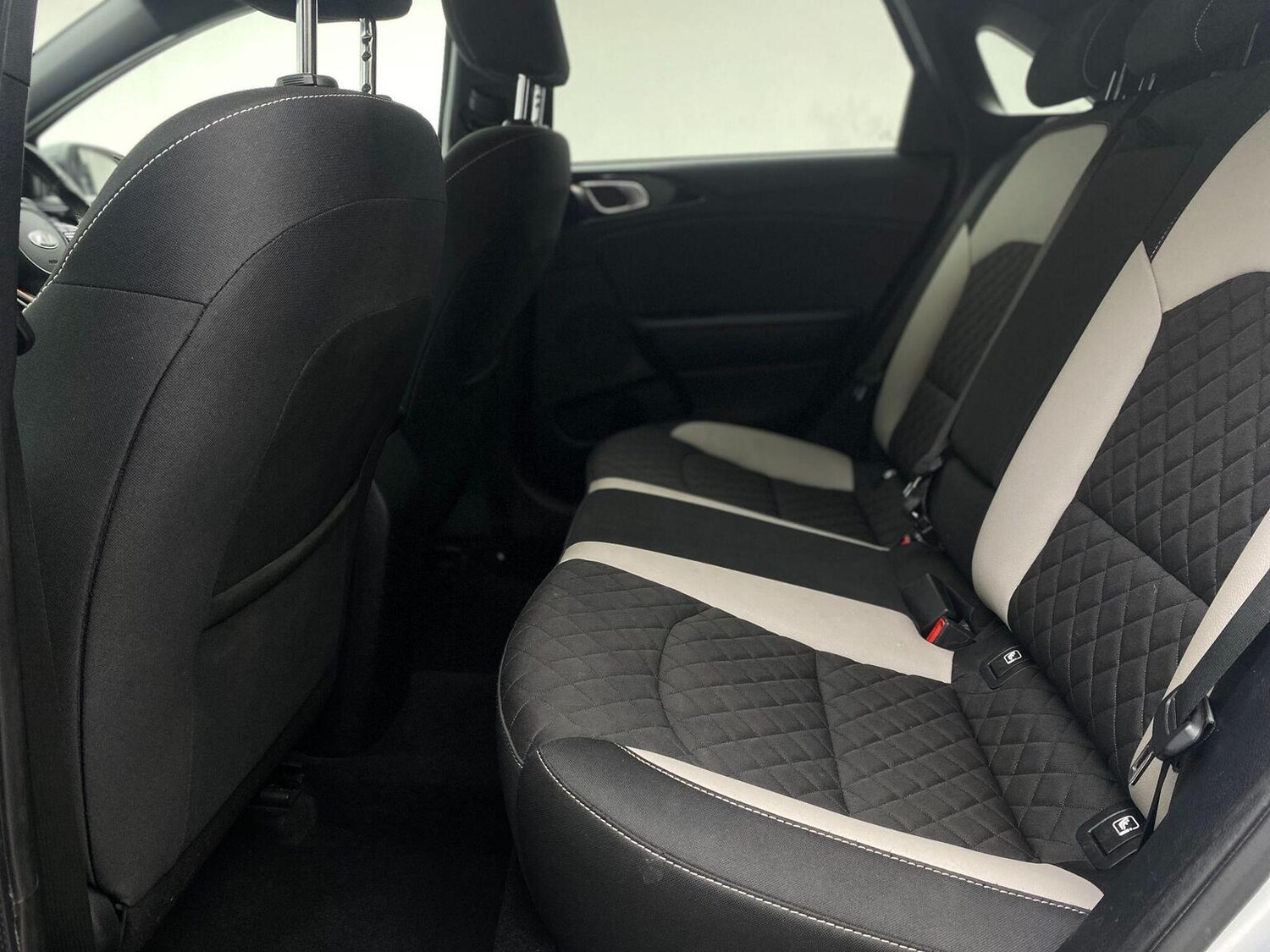 Used Kia Ceed 2019 for sale - 76744156: Photo 33