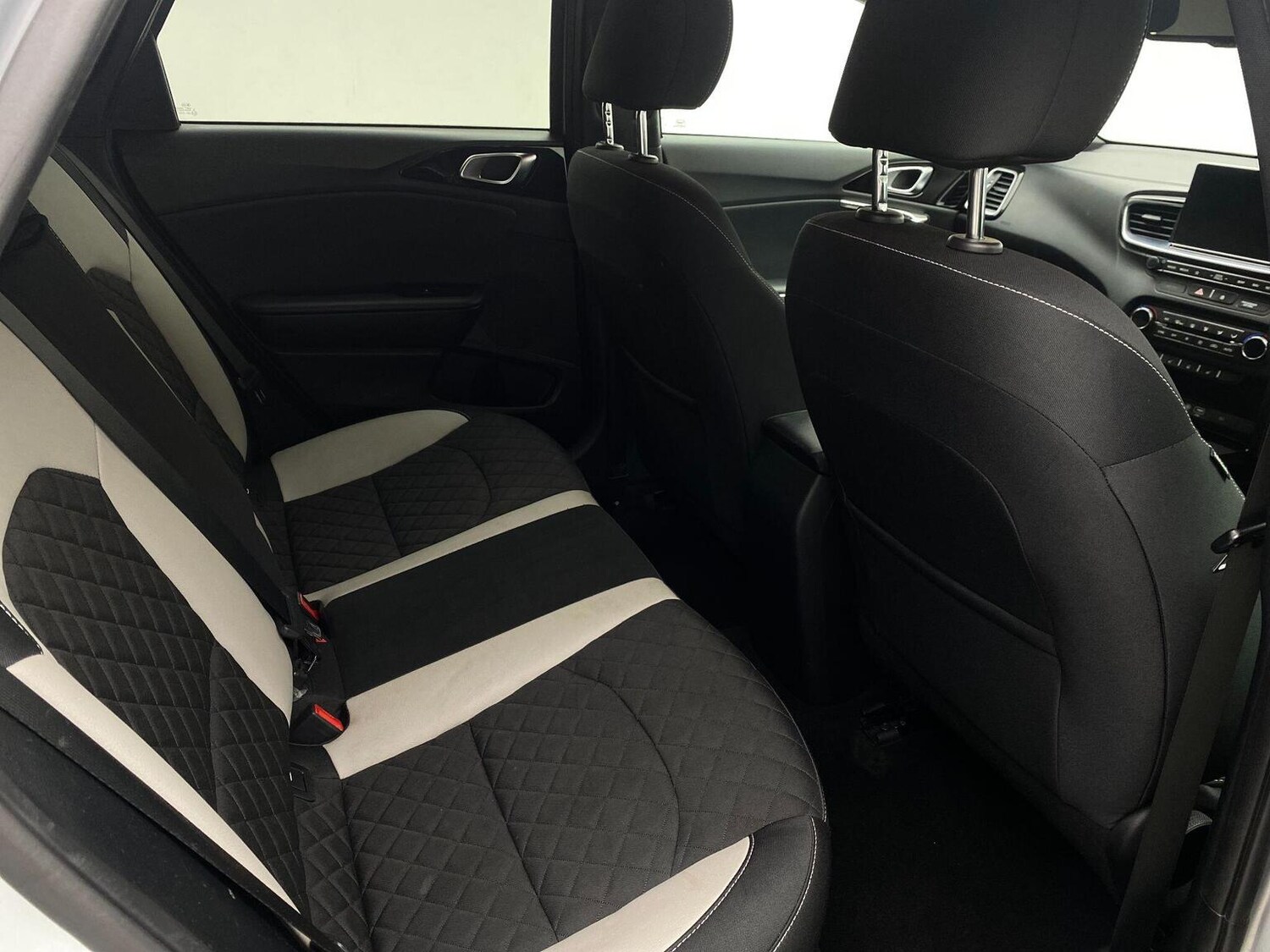 Used Kia Ceed 2019 for sale - 76744156: Photo 34