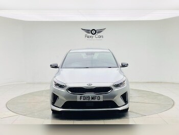 Used Kia Ceed 2019 for sale - 76744156: Photo