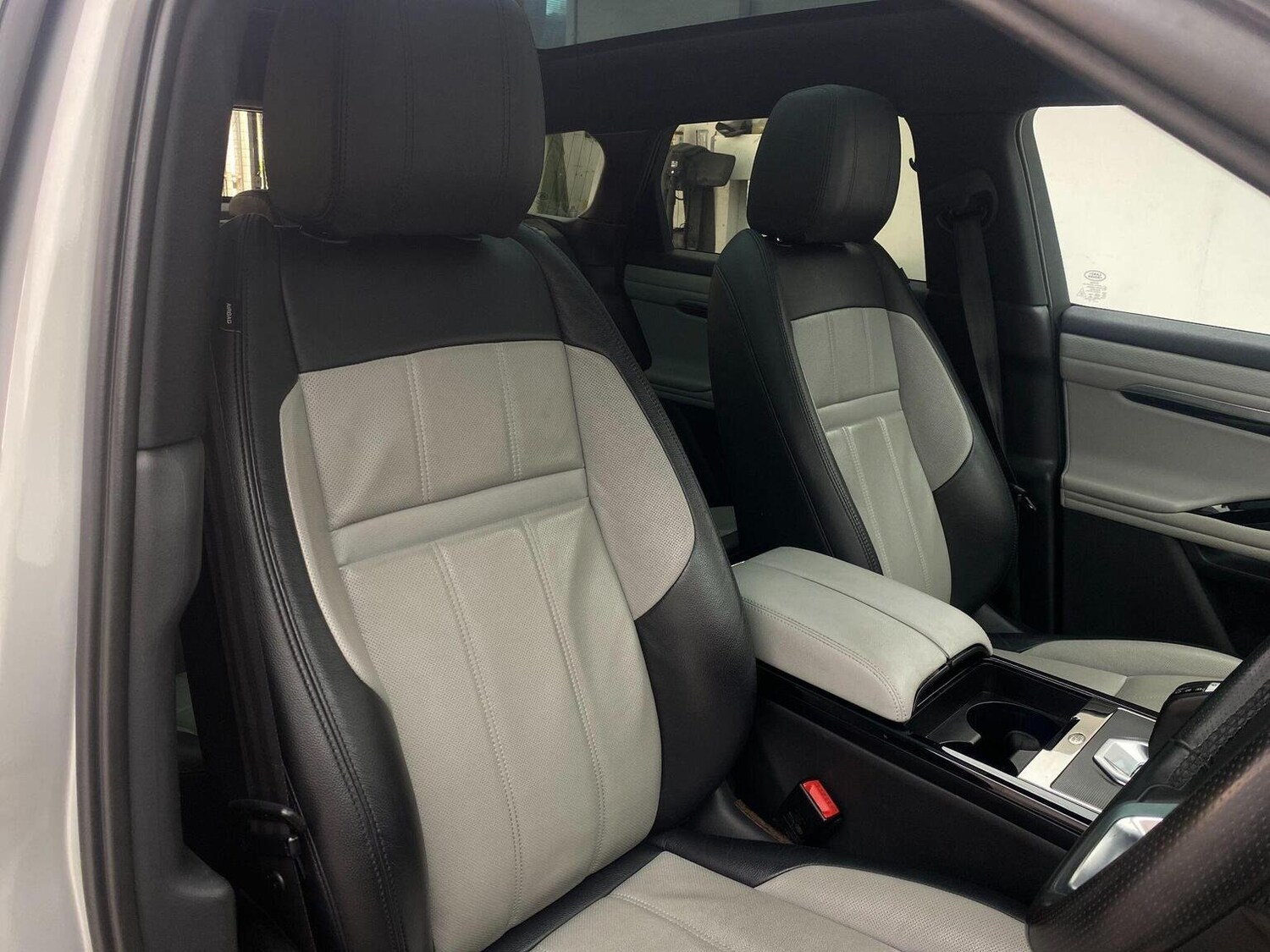 Used Land Rover Range Rover Evoque 2019 for sale - 76744187: Photo 29