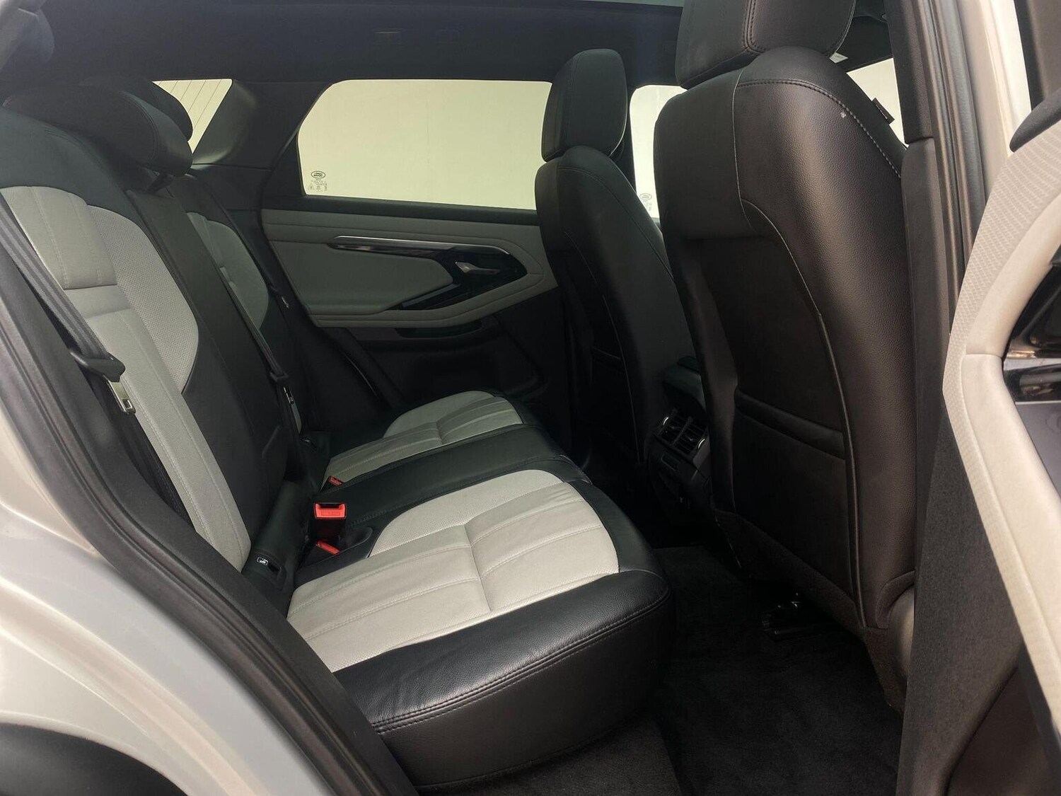 Used Land Rover Range Rover Evoque 2019 for sale - 76744187: Photo 33