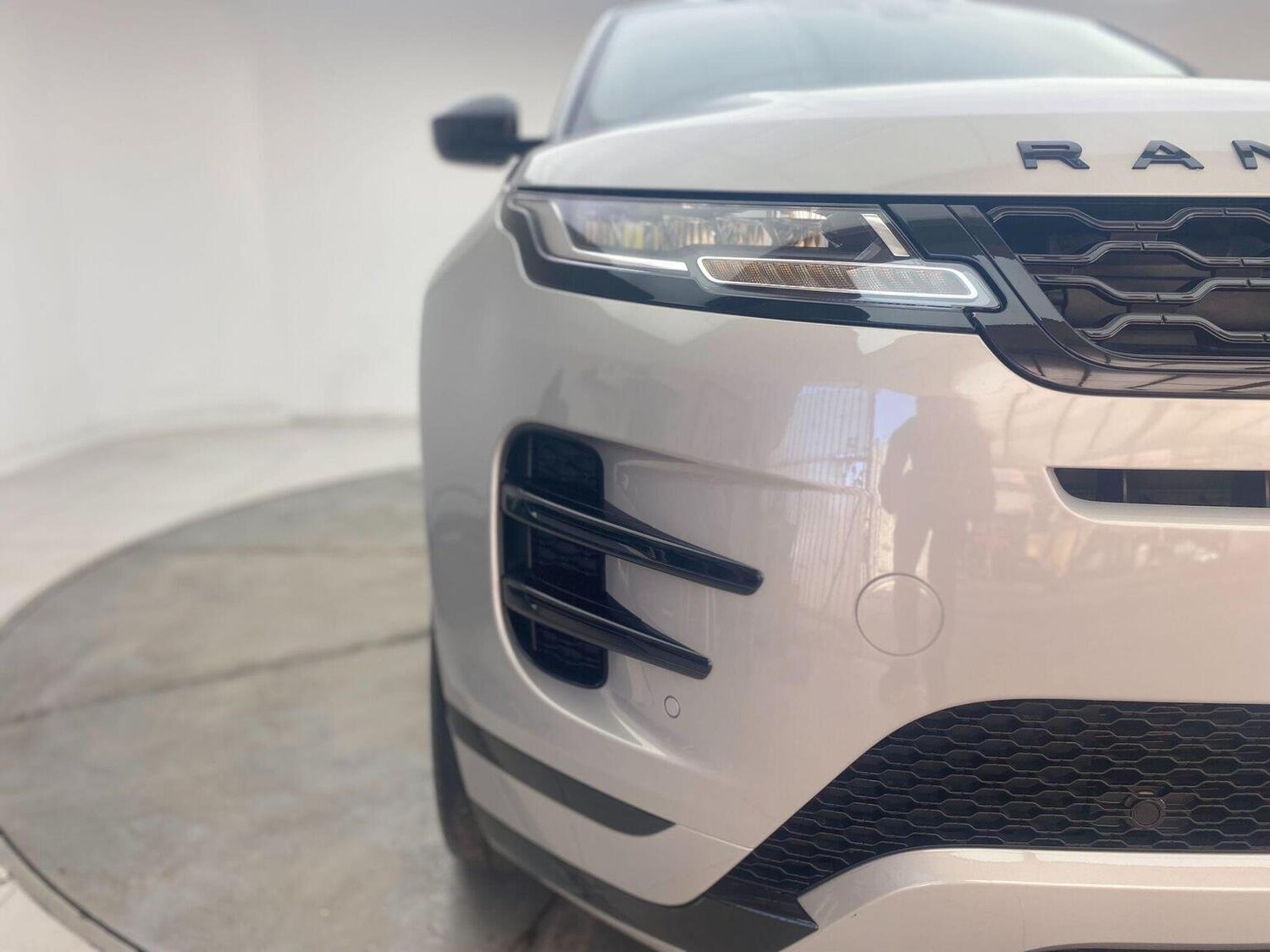 Used Land Rover Range Rover Evoque 2019 for sale - 76744187: Photo 54