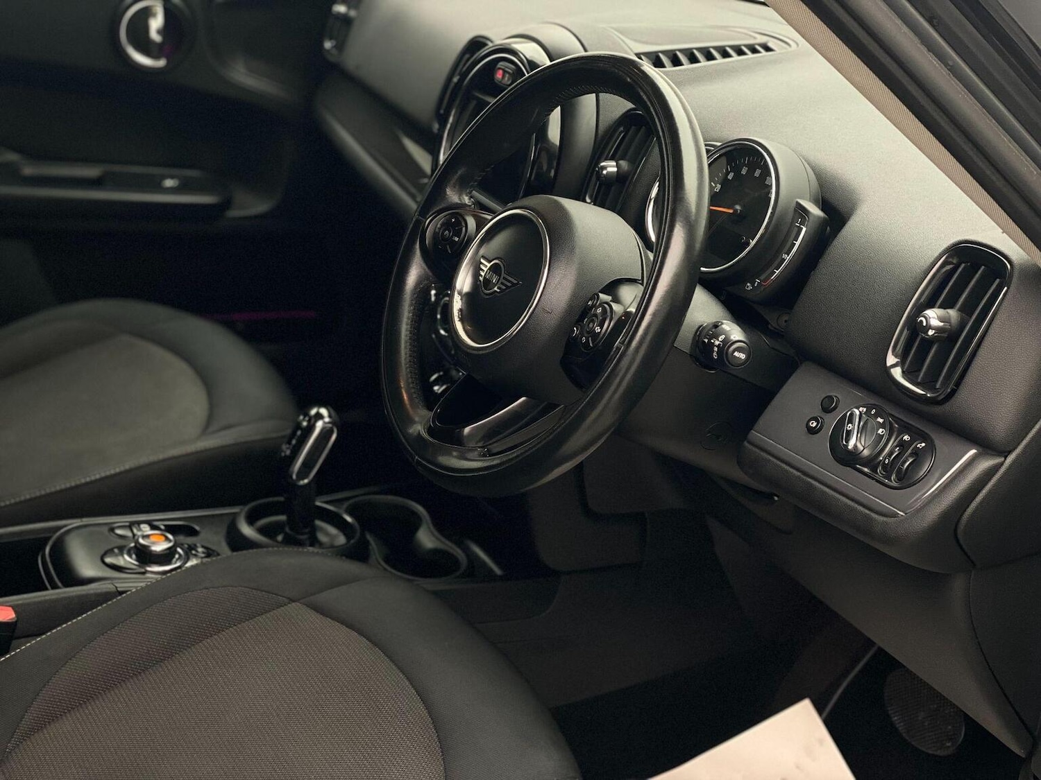 Used MINI Countryman 2019 for sale - 76744146: Photo 2