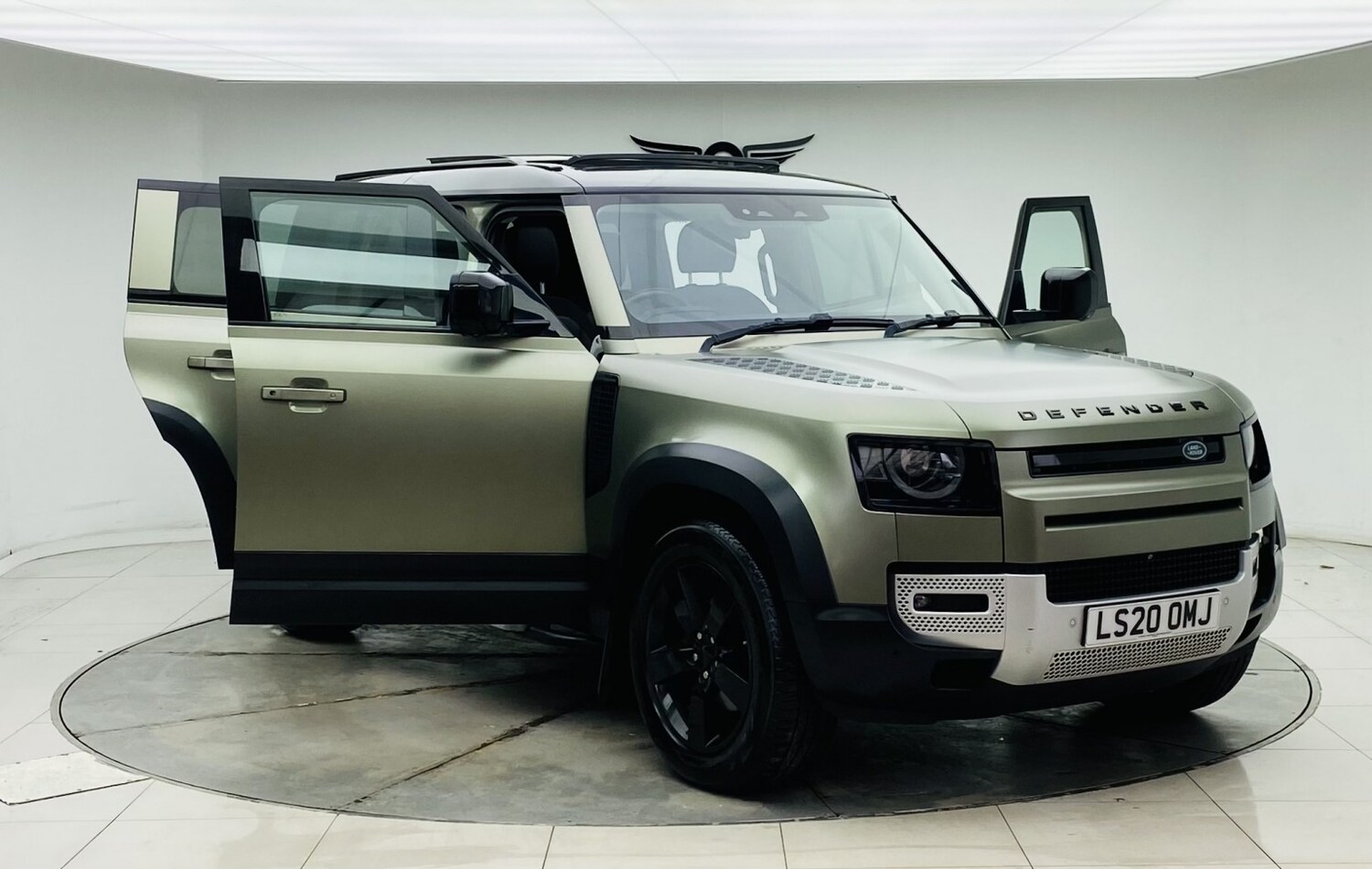 Used Land Rover Defender 2020 for sale - 77483649: Photo 43