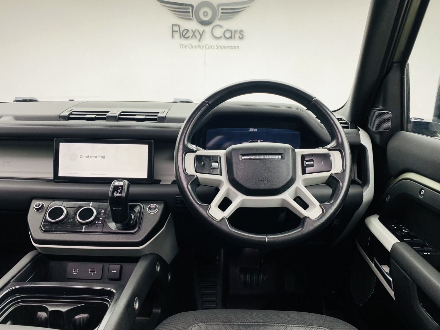 Used Land Rover Defender 2020 for sale - 77483649: Photo 58