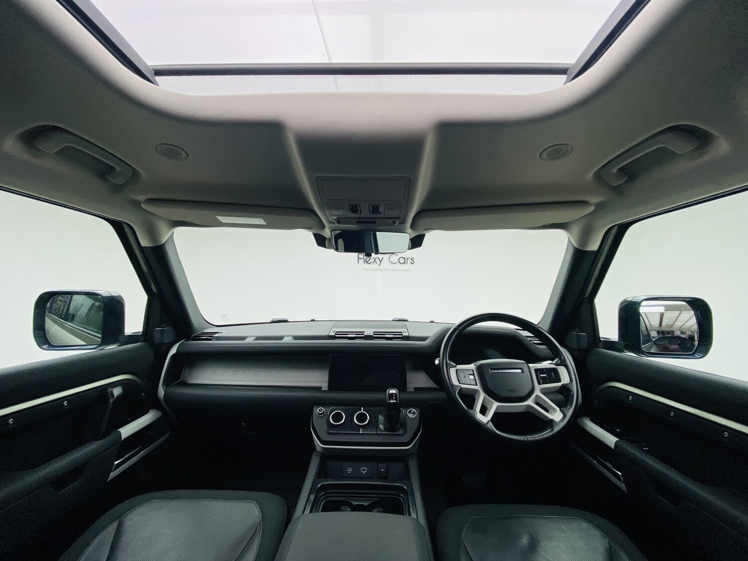 Used Land Rover Defender 2020 for sale - 77483649: Photo 60