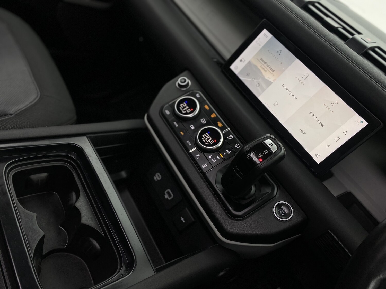 Used Land Rover Defender 2020 for sale - 77483649: Photo 68