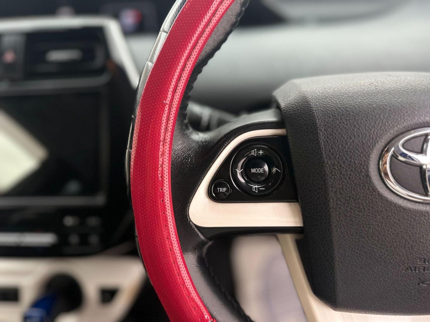 Used Toyota Prius 2022 for sale - 76744234: Photo 44