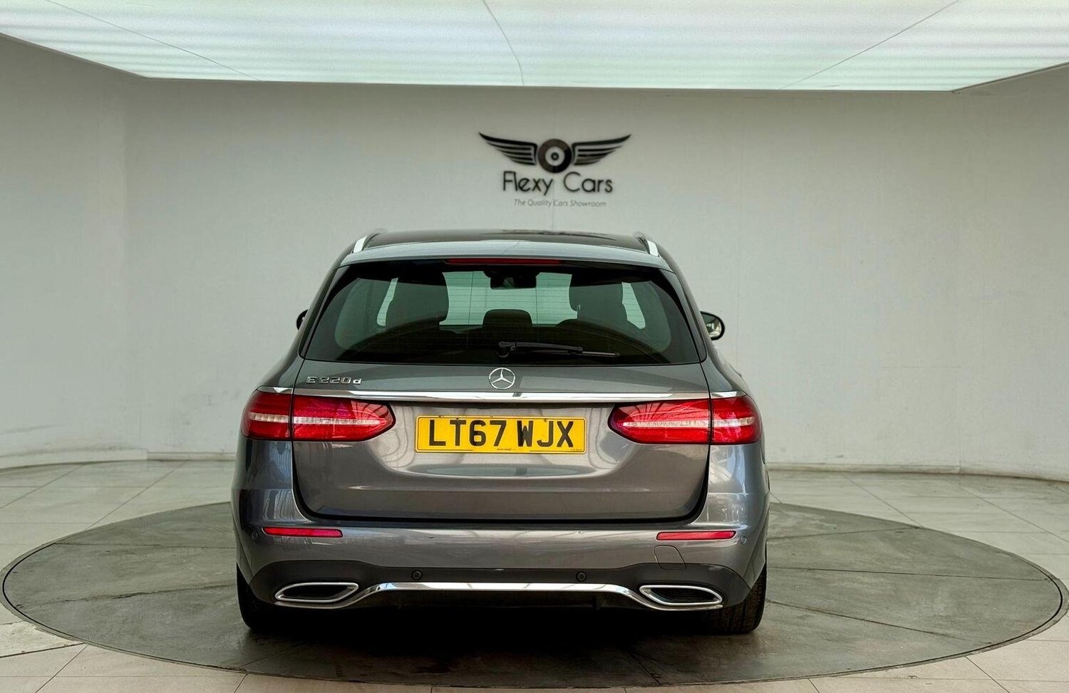 Used Mercedes-Benz E Class 2017 for sale - 76744219: Photo 13