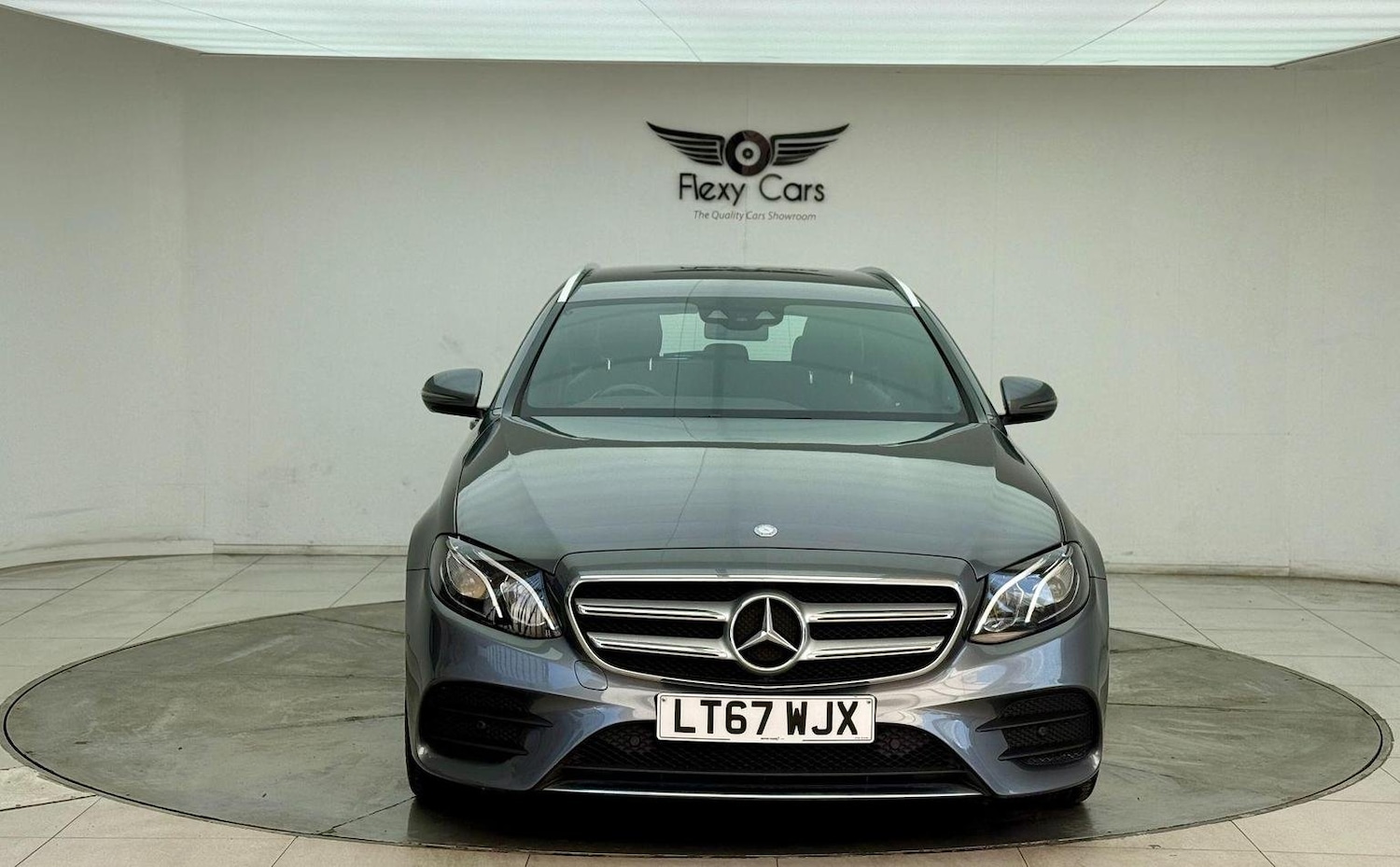 Used Mercedes-Benz E Class 2017 for sale - 76744219: Photo 3