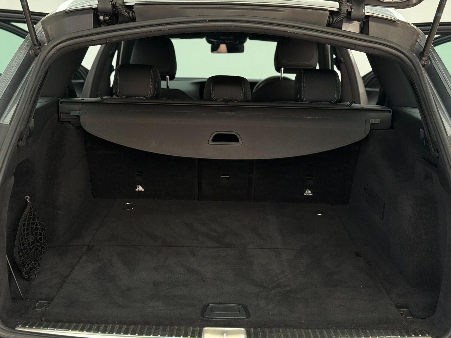 Used Mercedes-Benz E Class 2017 for sale - 76744219: Photo 31