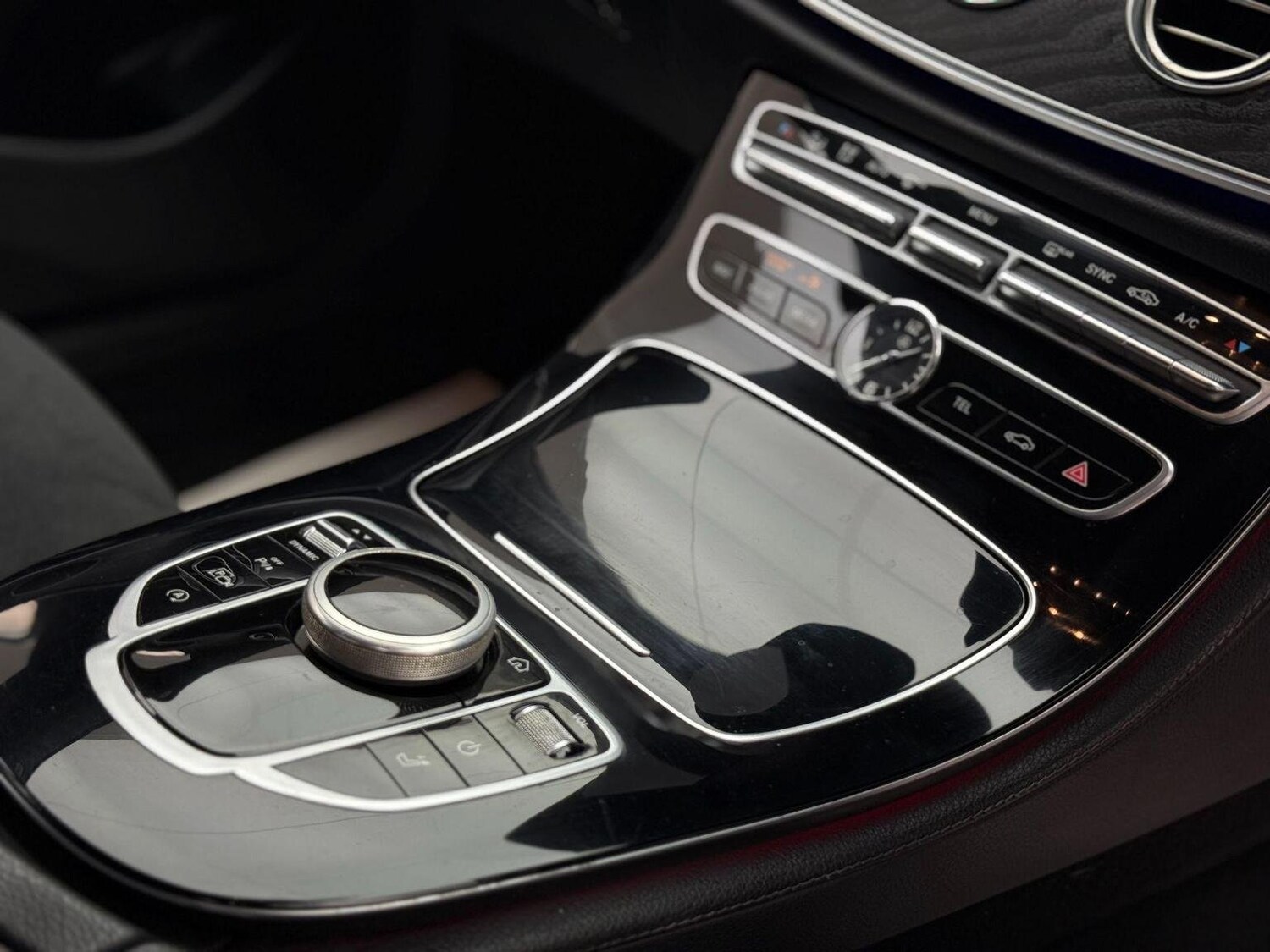 Used Mercedes-Benz E Class 2017 for sale - 76744219: Photo 37