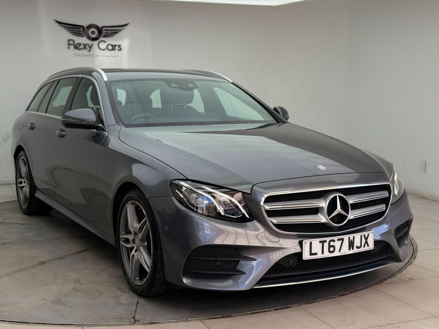 Used Mercedes-Benz E Class 2017 for sale - 76744219: Photo 64
