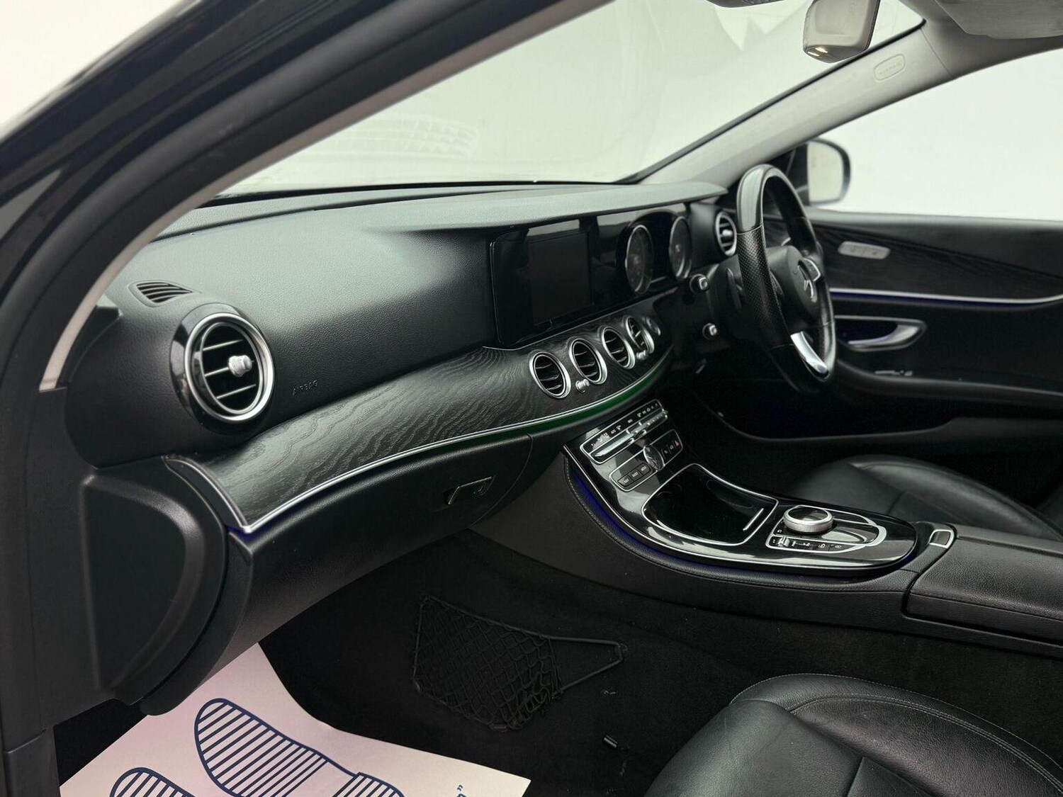 Used Mercedes-Benz E Class 2017 for sale - 76744197: Photo 27