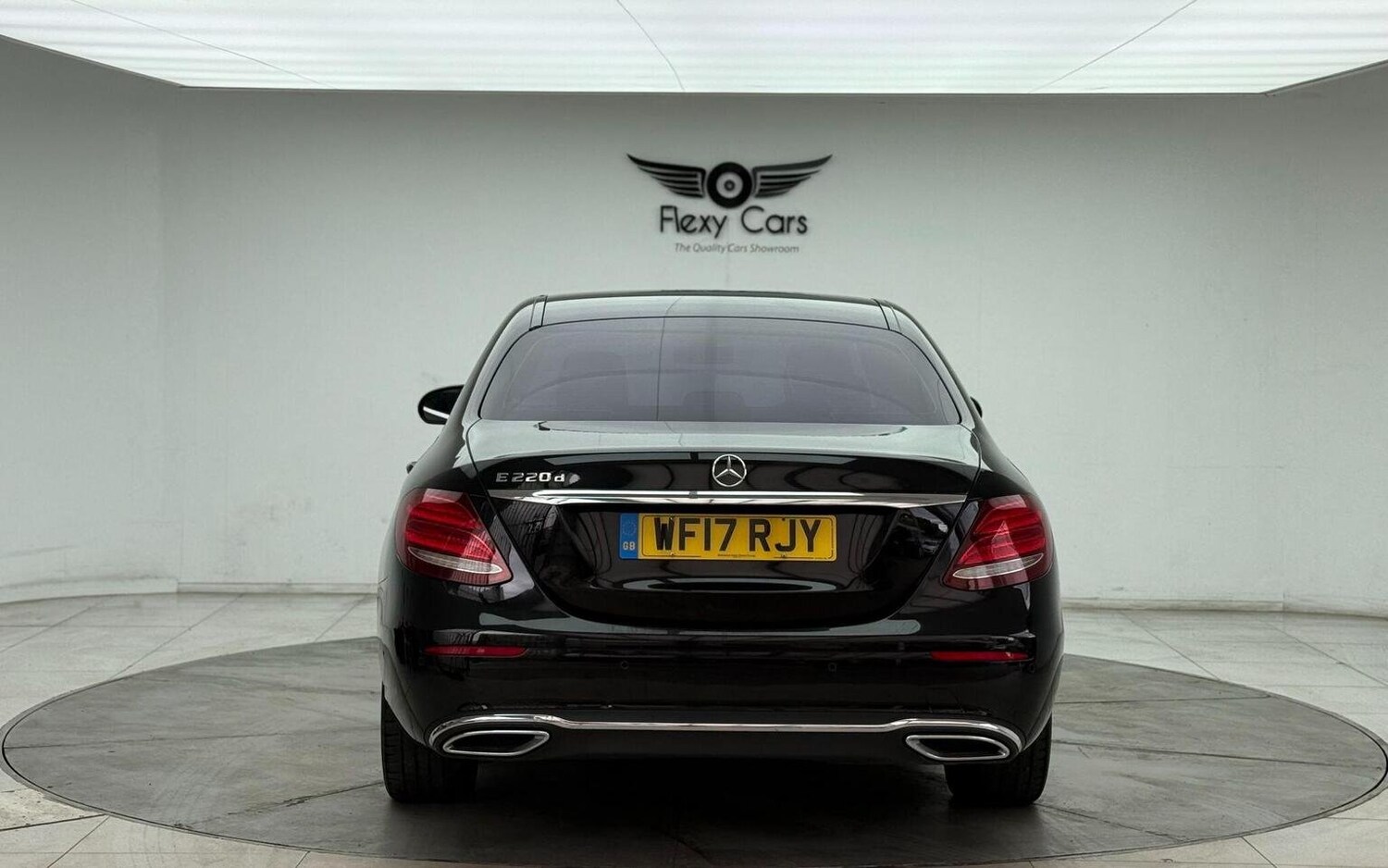 Used Mercedes-Benz E Class 2017 for sale - 76744197: Photo 9