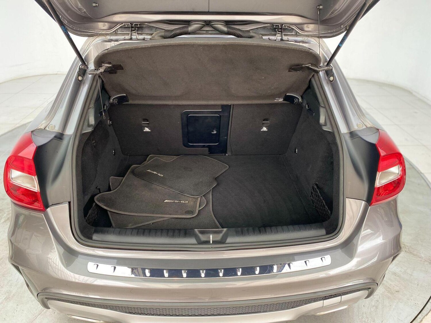 Used Mercedes-Benz GLA 2014 for sale - 76744153: Photo 46