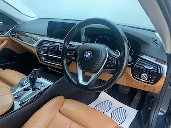 Used BMW 5 Series 2017 for sale - 76744242: Photo