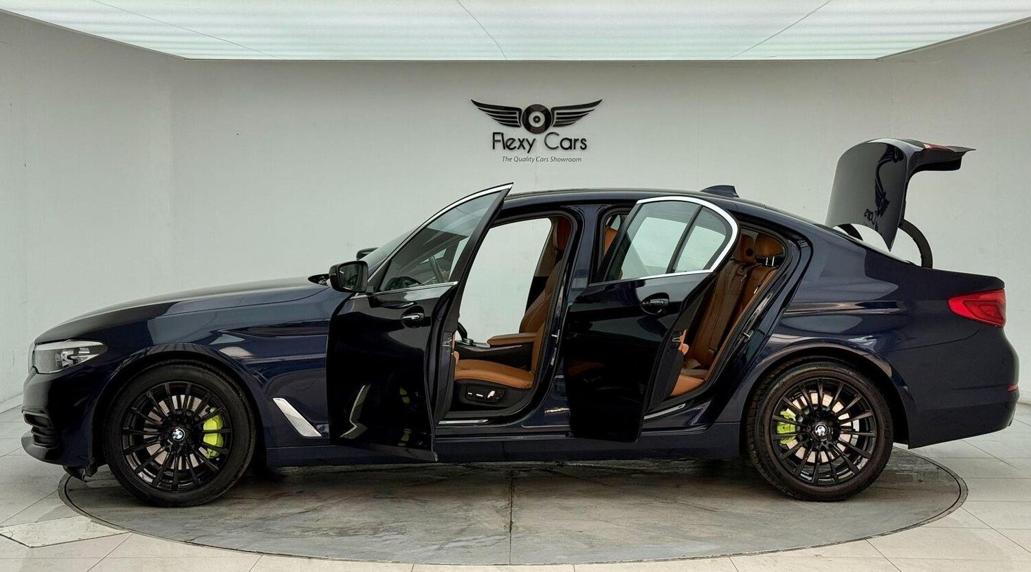 Used BMW 5 Series 2017 for sale - 76744242: Photo 32