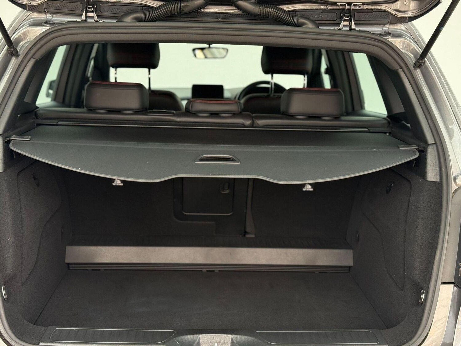 Used Mercedes-Benz B Class 2018 for sale - 76744208: Photo 39