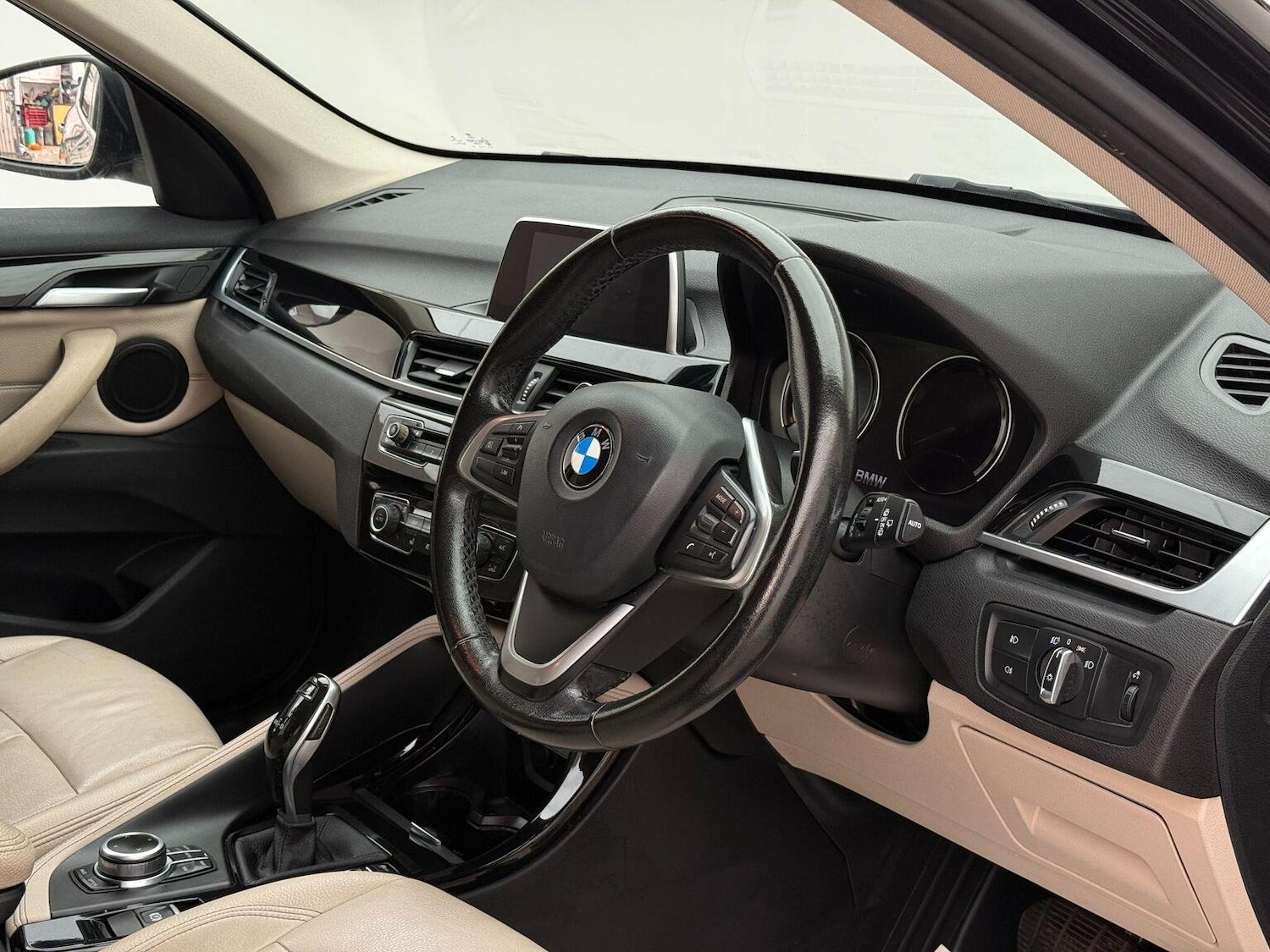 Used BMW X1 2018 for sale - 76744215: Photo 2
