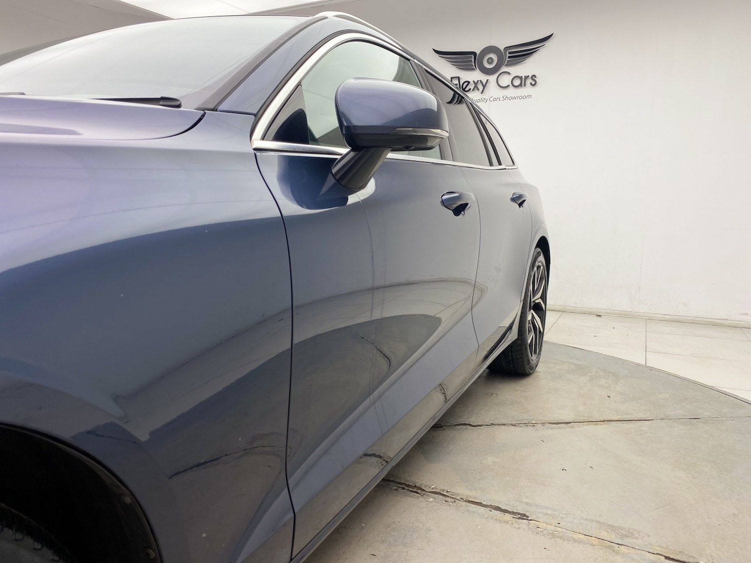 Used Volvo V60 2018 for sale - 76769816: Photo 26