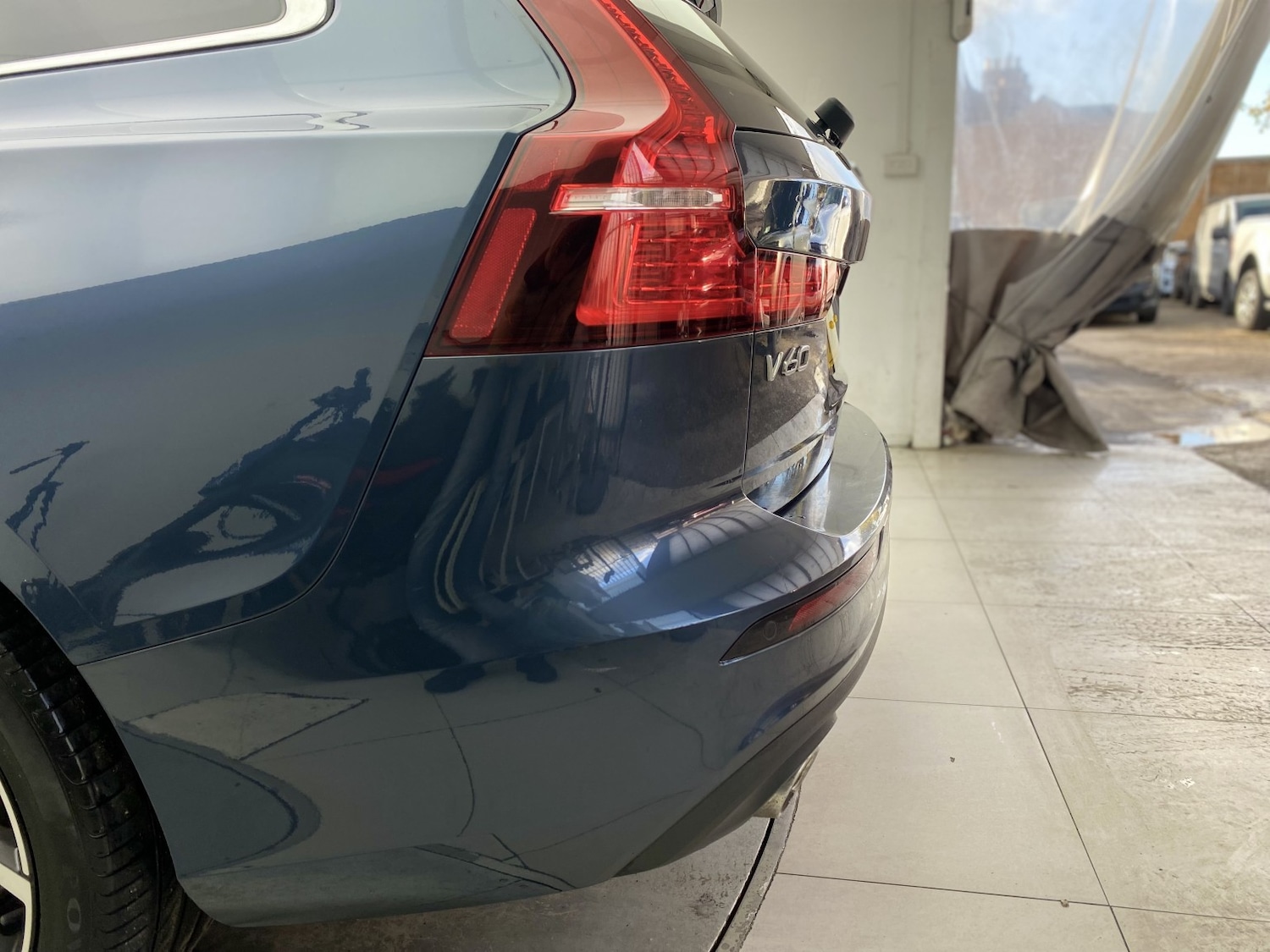 Used Volvo V60 2018 for sale - 76769816: Photo 30