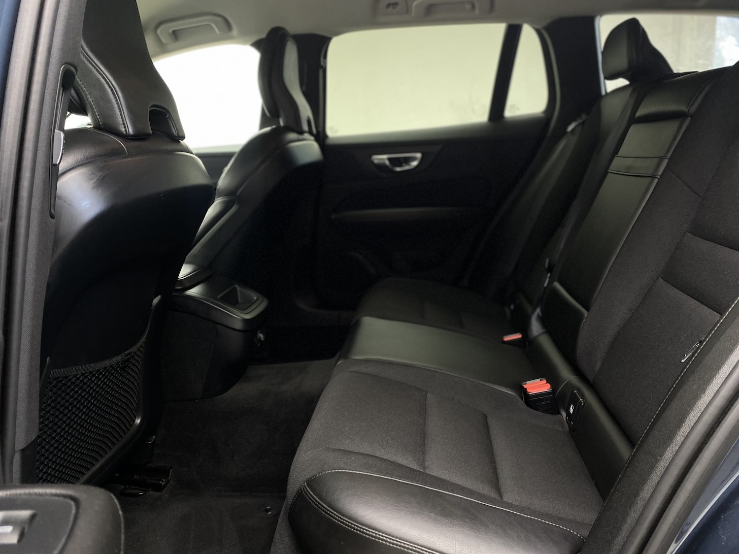 Used Volvo V60 2018 for sale - 76769816: Photo 42