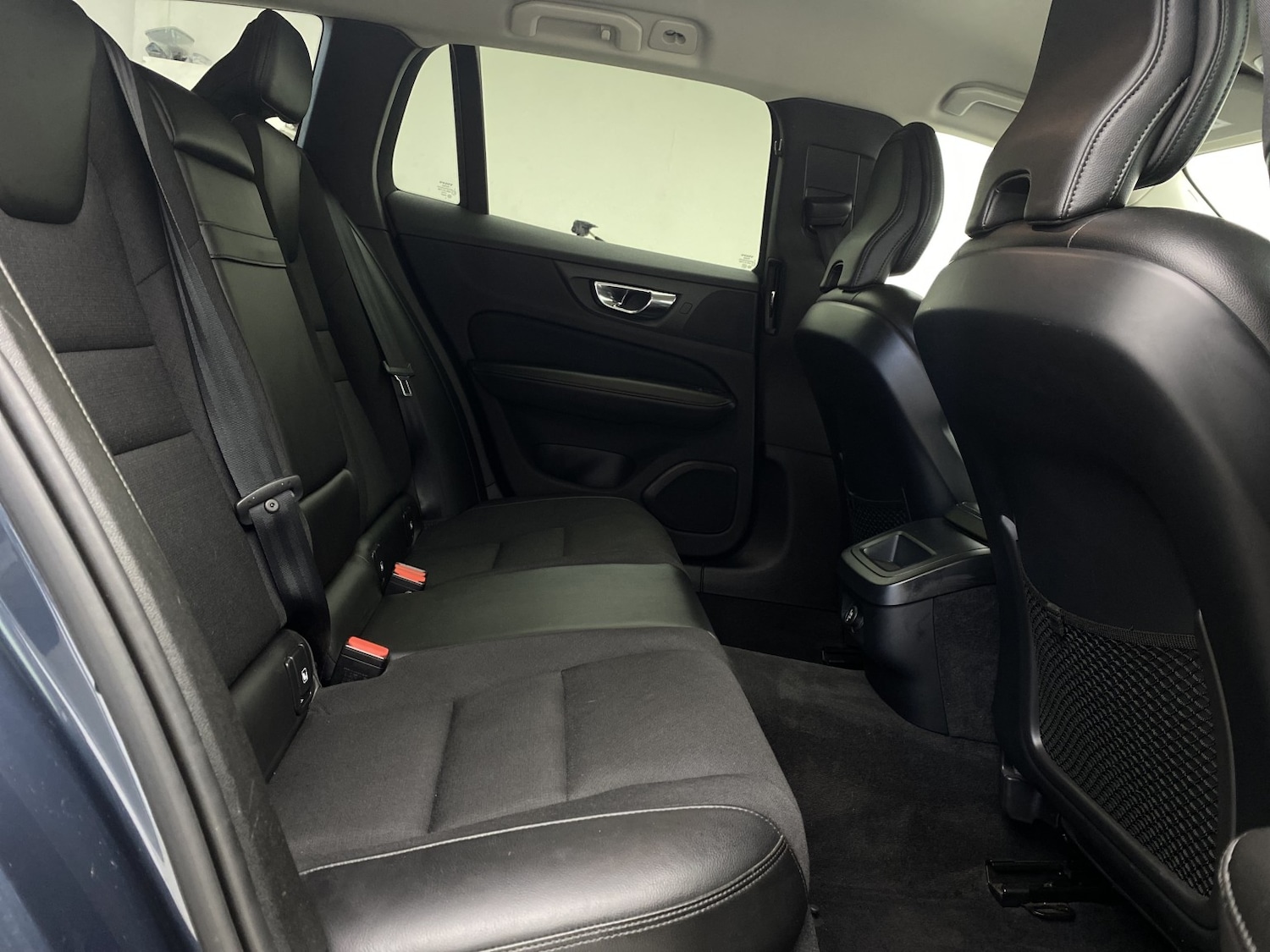 Used Volvo V60 2018 for sale - 76769816: Photo 46