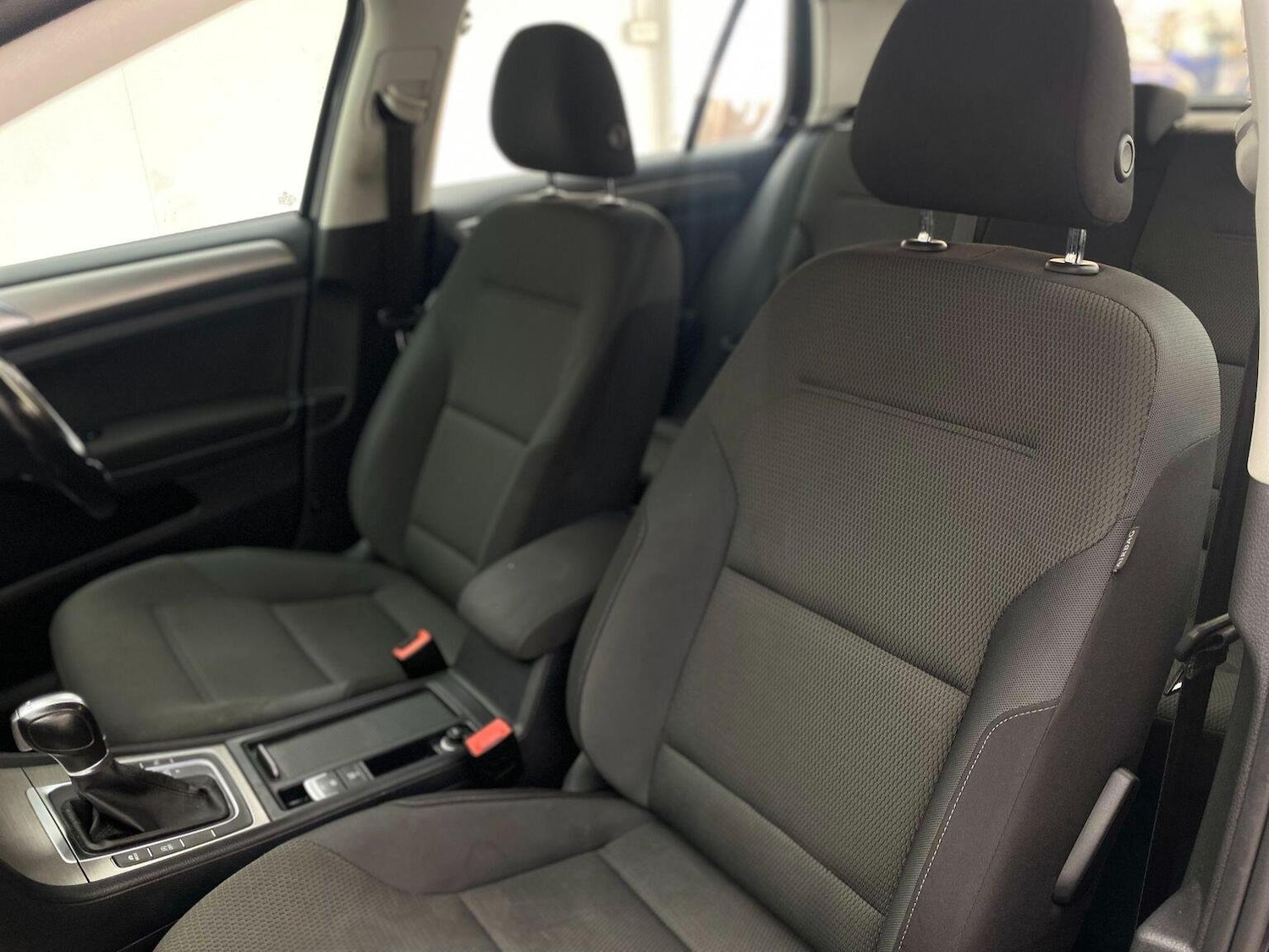 Used Volkswagen Golf 2016 for sale - 76794683: Photo 33