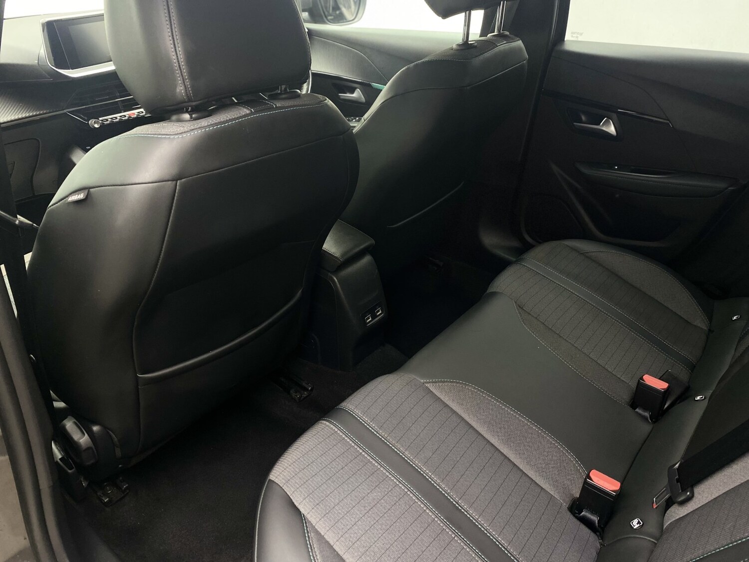 Used Peugeot 208 2020 for sale - 77241927: Photo 43