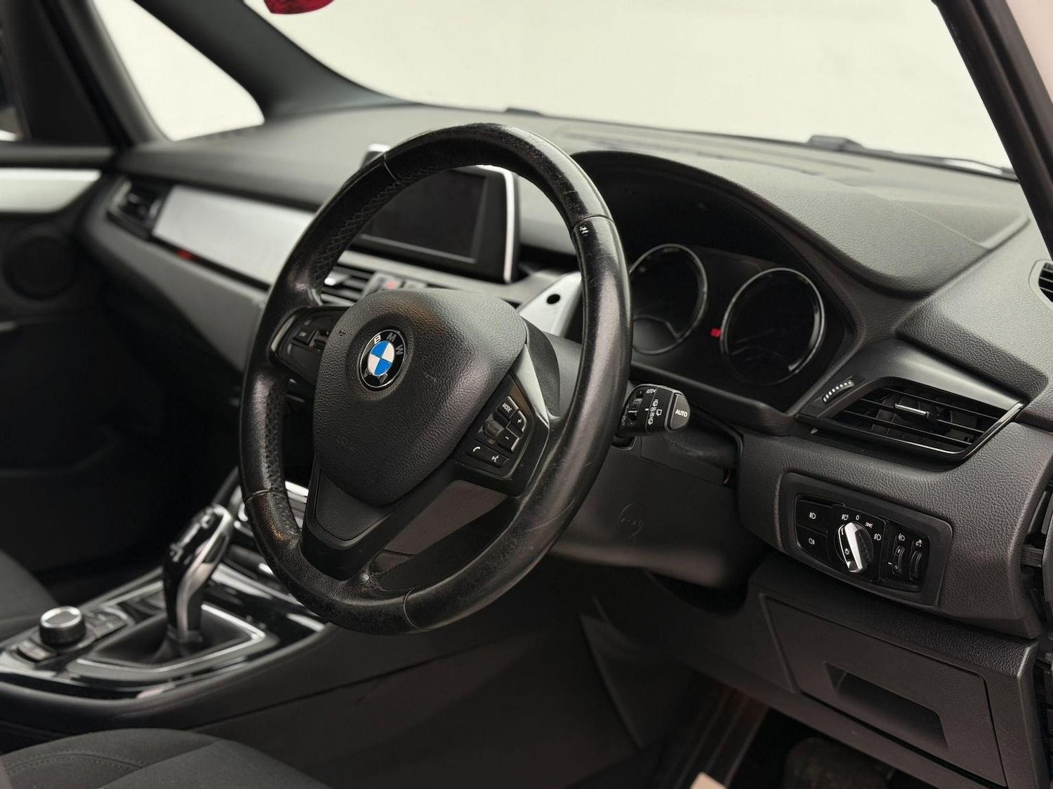 Used BMW 2 Series 2018 for sale - 76744225: Photo 2