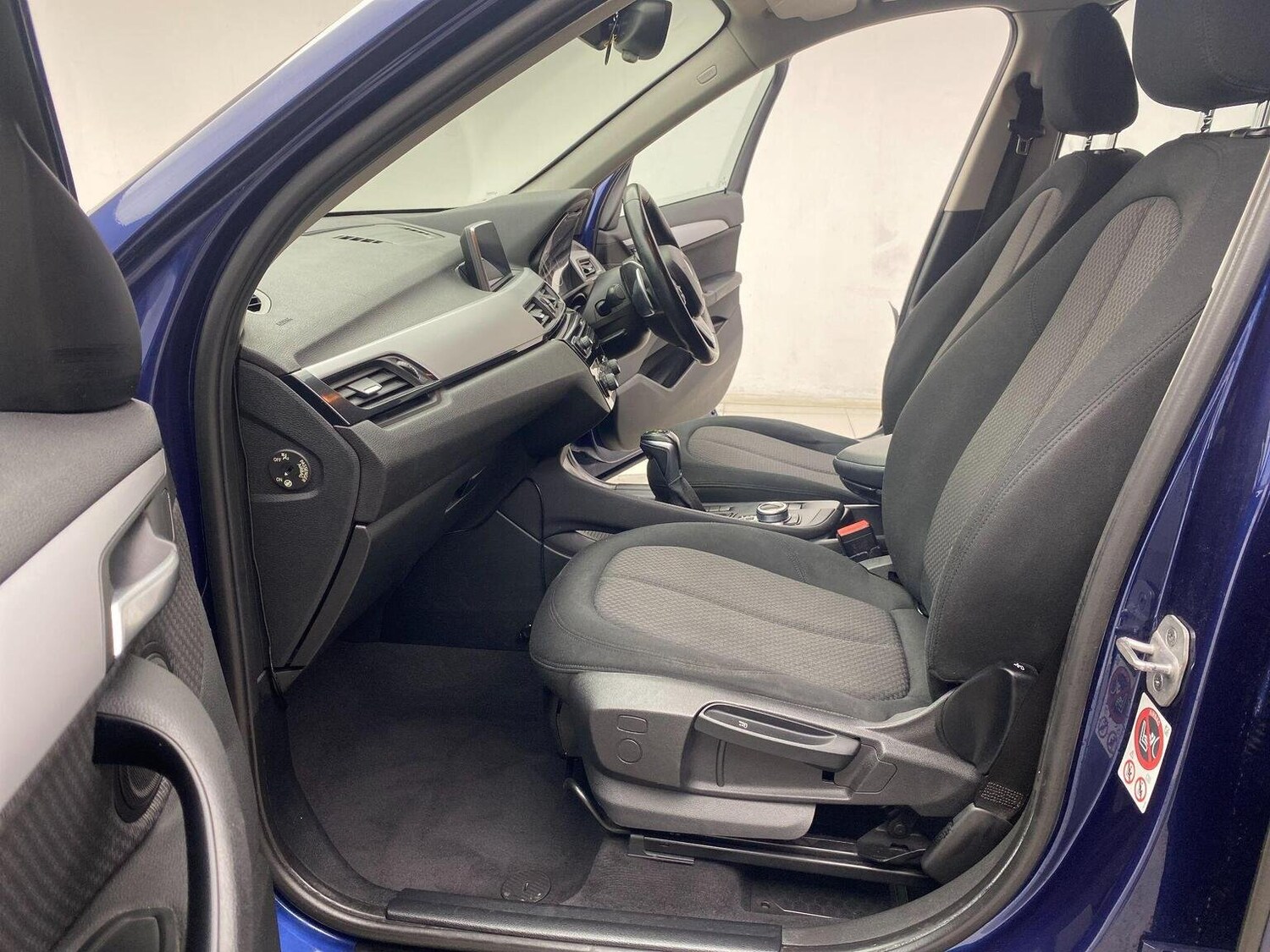 Used BMW X1 2017 for sale - 76744190: Photo 40