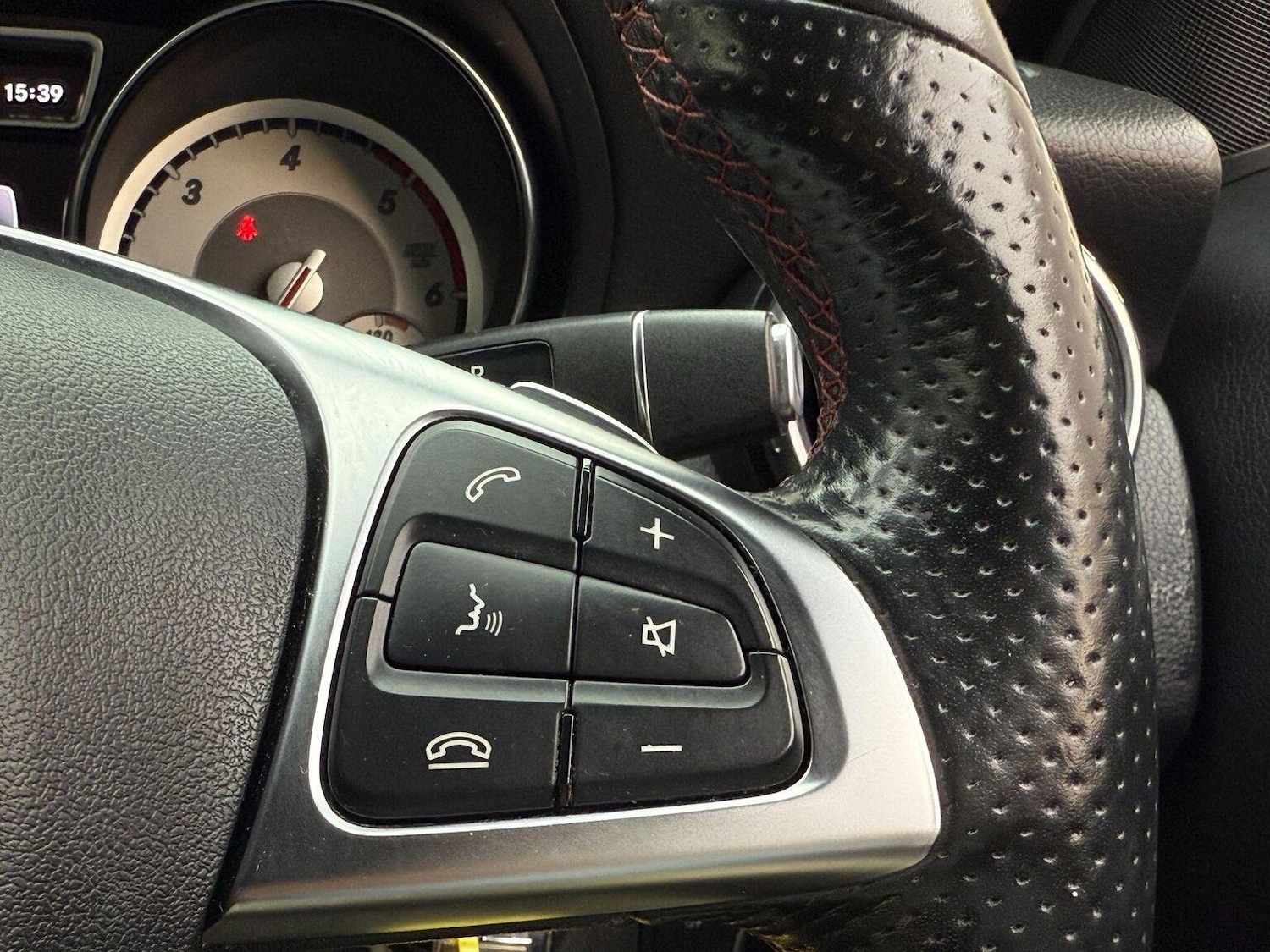 Used Mercedes-Benz GLA 2016 for sale - 76794689: Photo 46