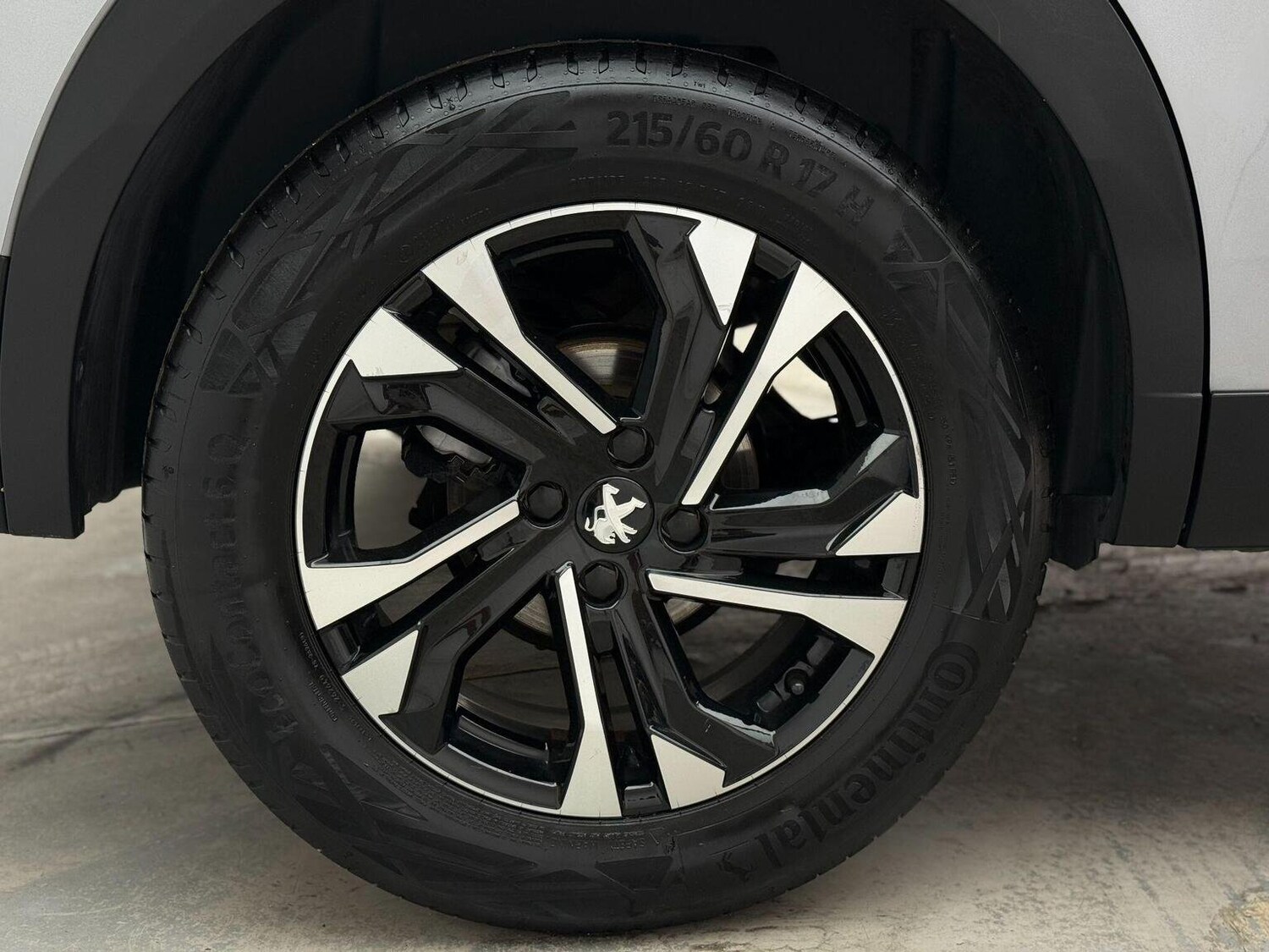 Used Peugeot 2008 2023 for sale - 76744221: Photo 42