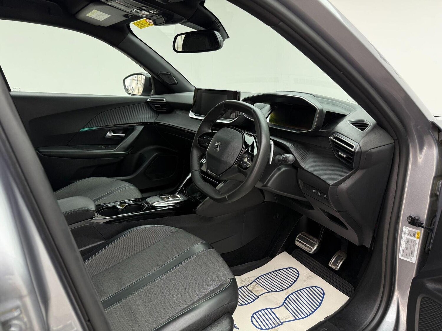 Used Peugeot 2008 2023 for sale - 76744221: Photo 46