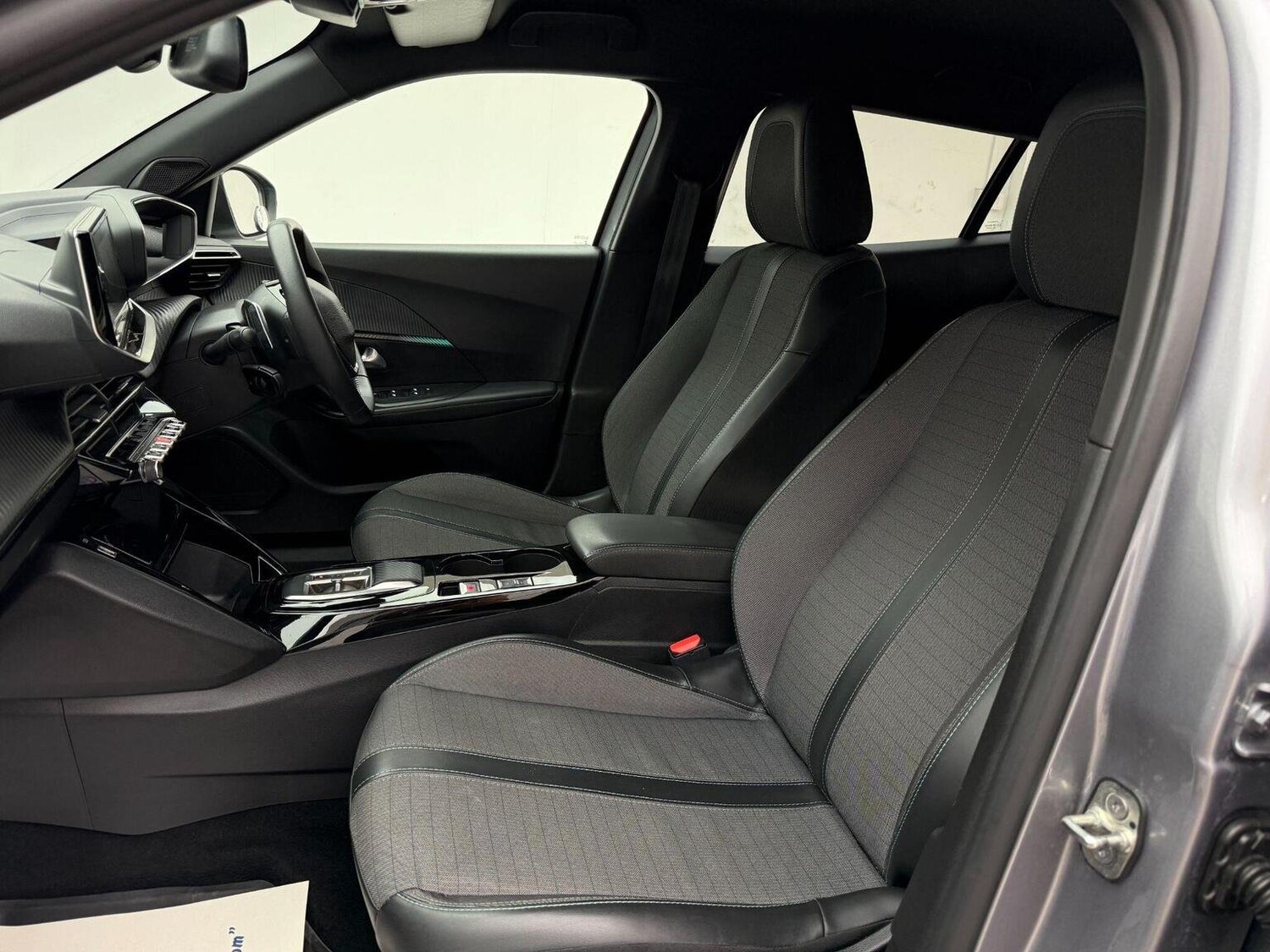 Used Peugeot 2008 2023 for sale - 76744221: Photo 53