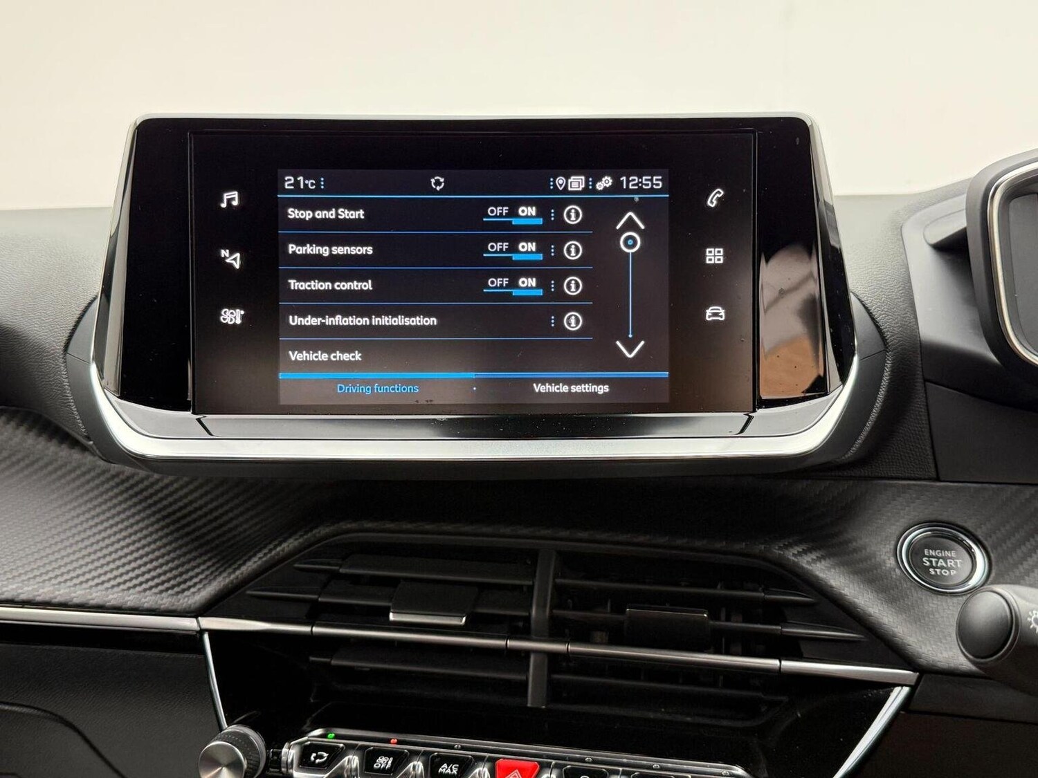 Used Peugeot 2008 2023 for sale - 76744221: Photo 61