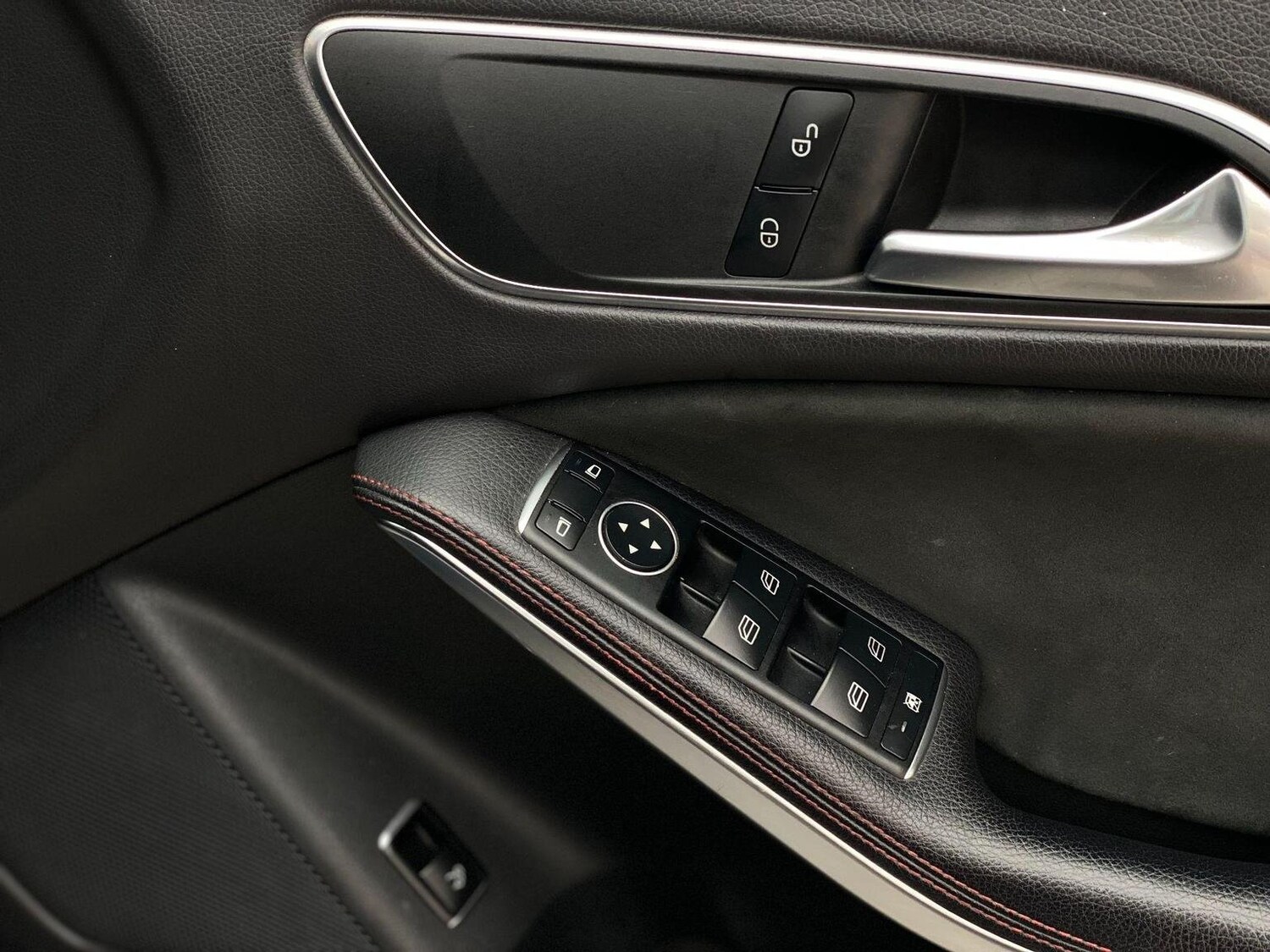 Used Mercedes-Benz CLA 2018 for sale - 76744240: Photo 41