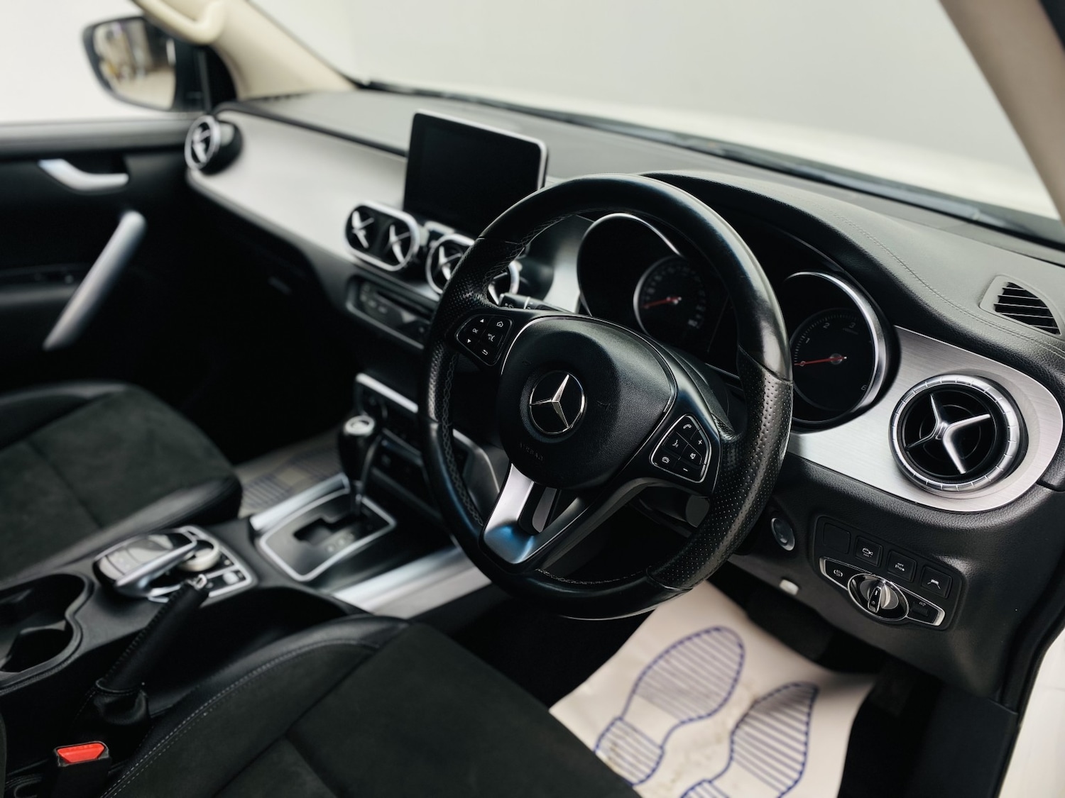 Used Mercedes-Benz X Class 2018 for sale - 77038993: Photo 2