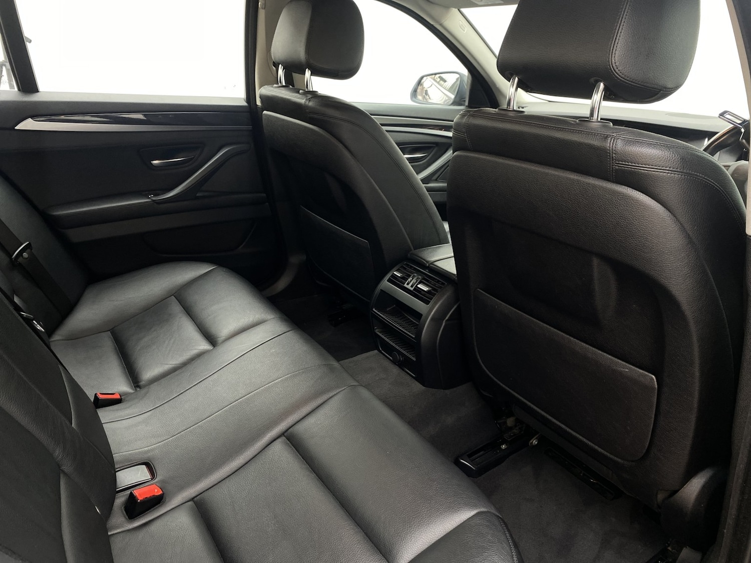 Used BMW 5 Series 2016 for sale - 76769803: Photo 45