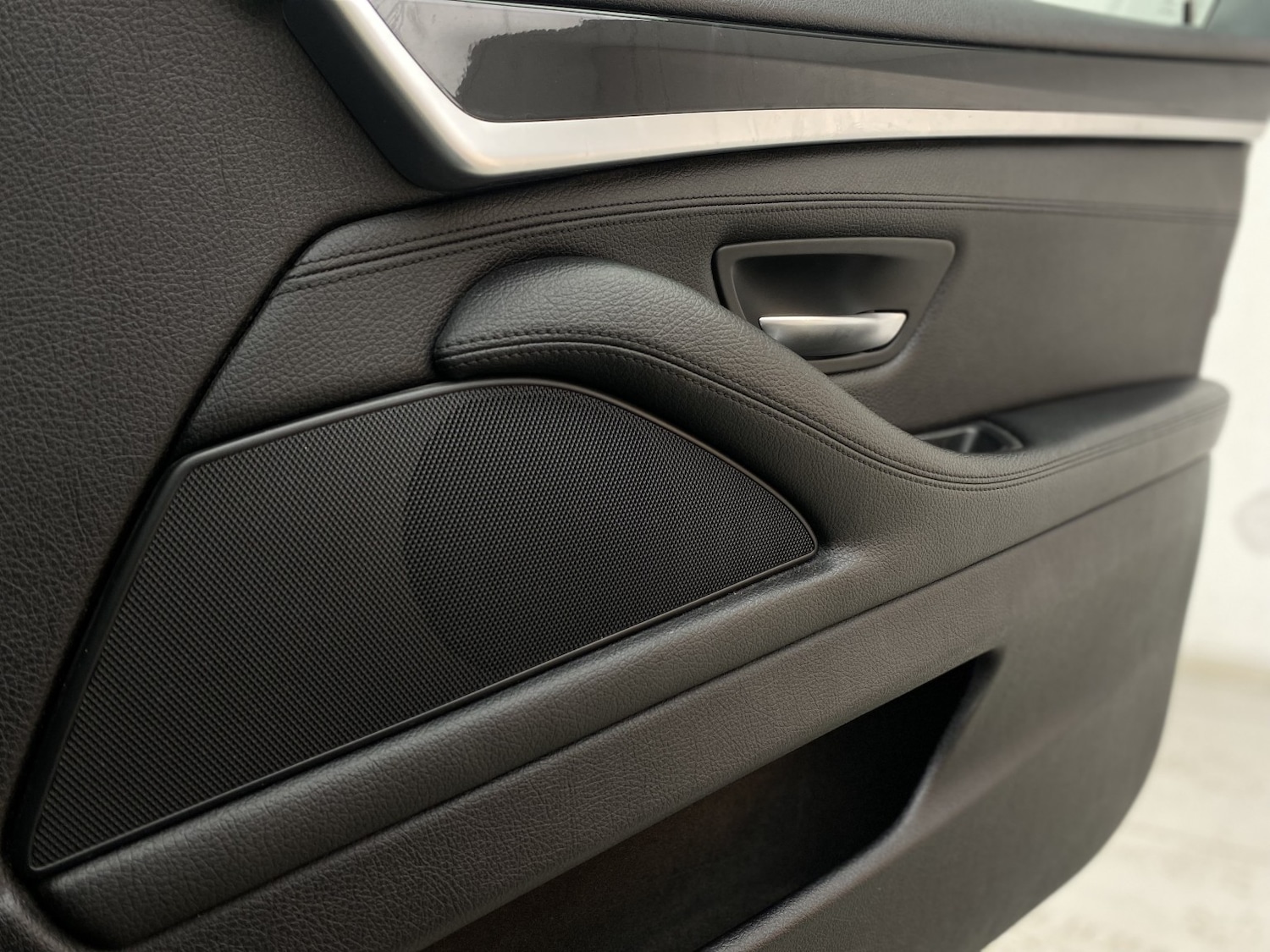 Used BMW 5 Series 2016 for sale - 76769803: Photo 51