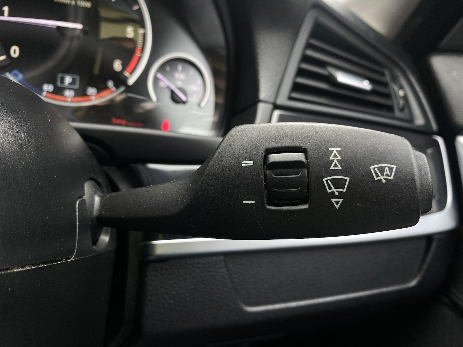 Used BMW 5 Series 2016 for sale - 76769803: Photo 65