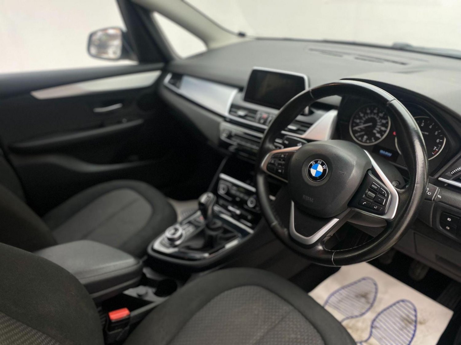 Used BMW 2 Series 2017 for sale - 76744262: Photo 5