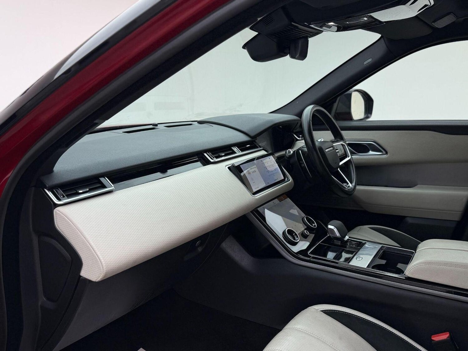 Used Land Rover Range Rover Velar 2021 for sale - 76744239: Photo 43