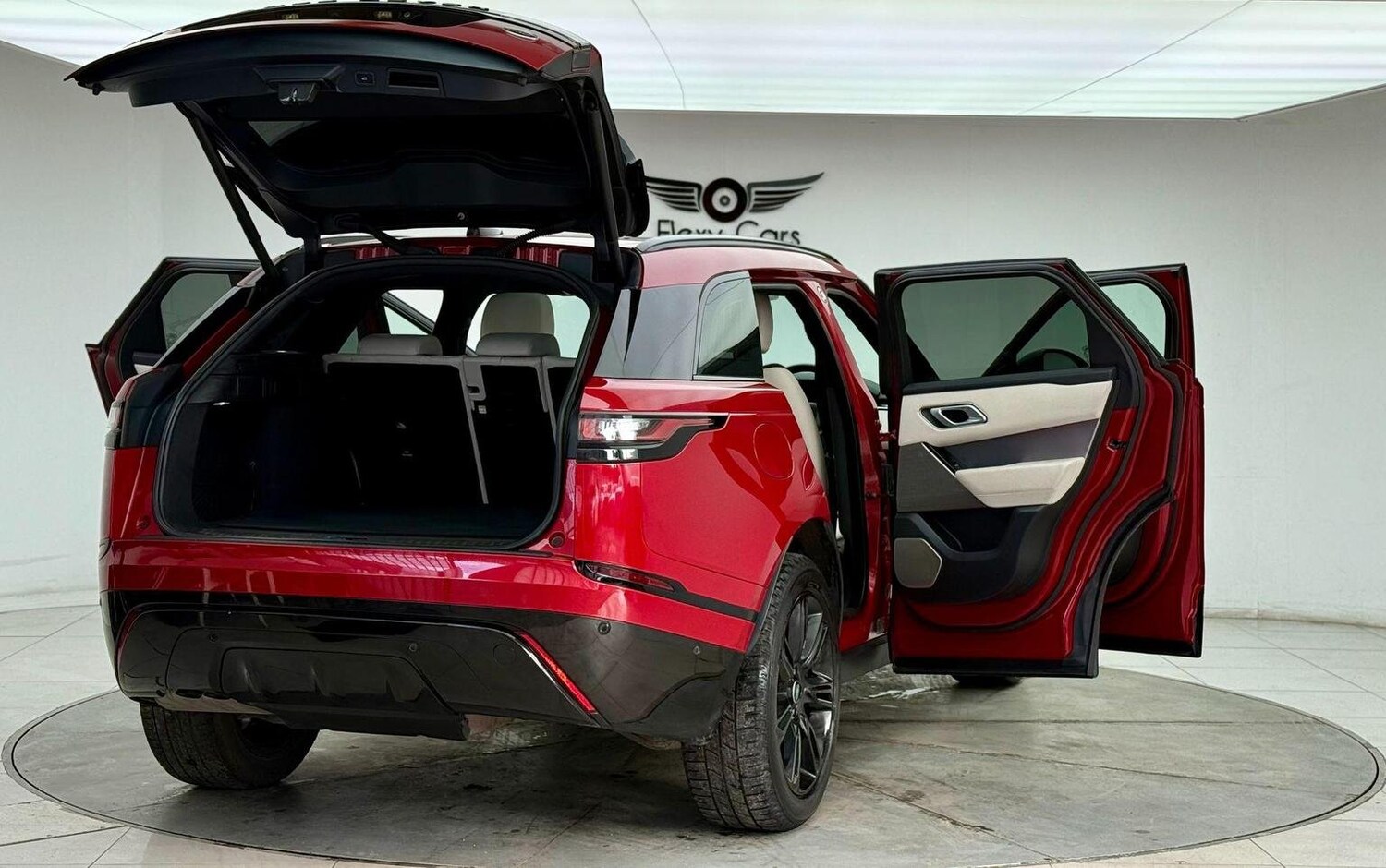 Used Land Rover Range Rover Velar 2021 for sale - 76744239: Photo 50